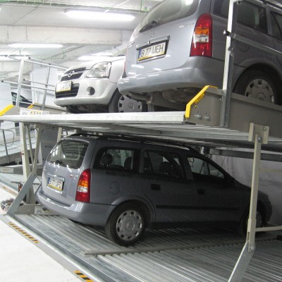 WÖHR 3 autoturisme pe 2 platforme inclinate - Sisteme de parcare auto WÖHR