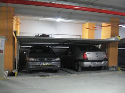 Utilizarea sistemului de parcare cu 2 niveluri PARKLIFT 402 Sisteme de parcare - Sediu birouri -