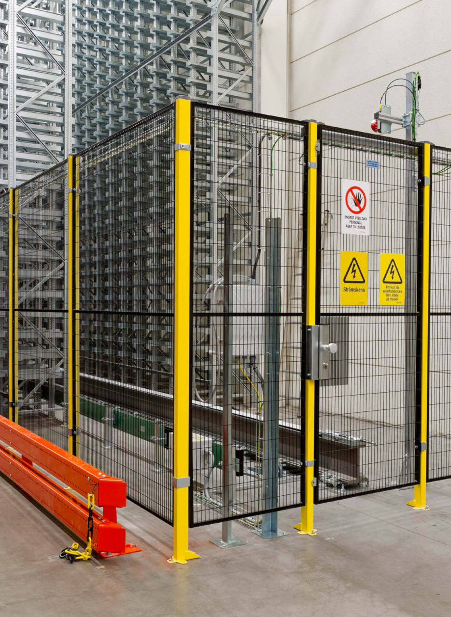 Pagina 18-Compartimentari pentru spatii industriale si depozite TROAX  MUSCA, Caelum Catalog, brosura hazard...