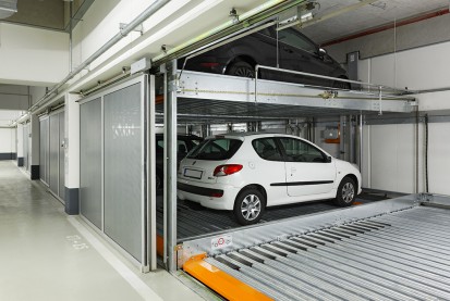 exemplu de utilizare a sistemului de parcare semi-automat TRENDVARIO 4300 Sisteme de parcare semi-automate