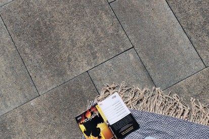 Detalii - curte cu pavaj Baroc P10  - Nerida Baroc P10 Pavele si dale premium plus