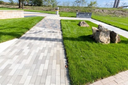 Vedere de aproape - curte cu pavaj Bocca D10 Bocca D10 Pavele Premiul Plus