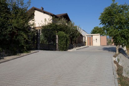 Strada pavata cu pavaj dublu T t9 - ciment DUBLU T Pavaj industrial