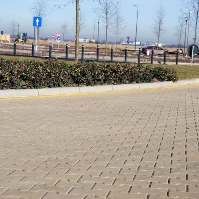 ELIS PAVAJE Vedere de aproape -strada pavata cu pavaj dublu T t10 - Pavele si borduri