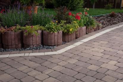 Amenajare curte cu Jardiniera J3 J3 Jardiniera