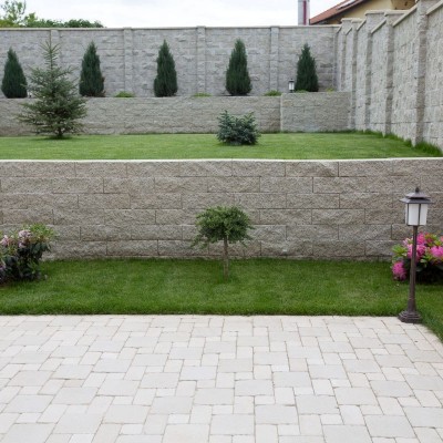 ELIS PAVAJE Curte cu blocuri zid de colt Siena cu 2 fete splitate - Alb-crem -