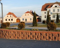 Blocheti si boltari din beton pentru ziduri de sprijin ELIS PAVAJE