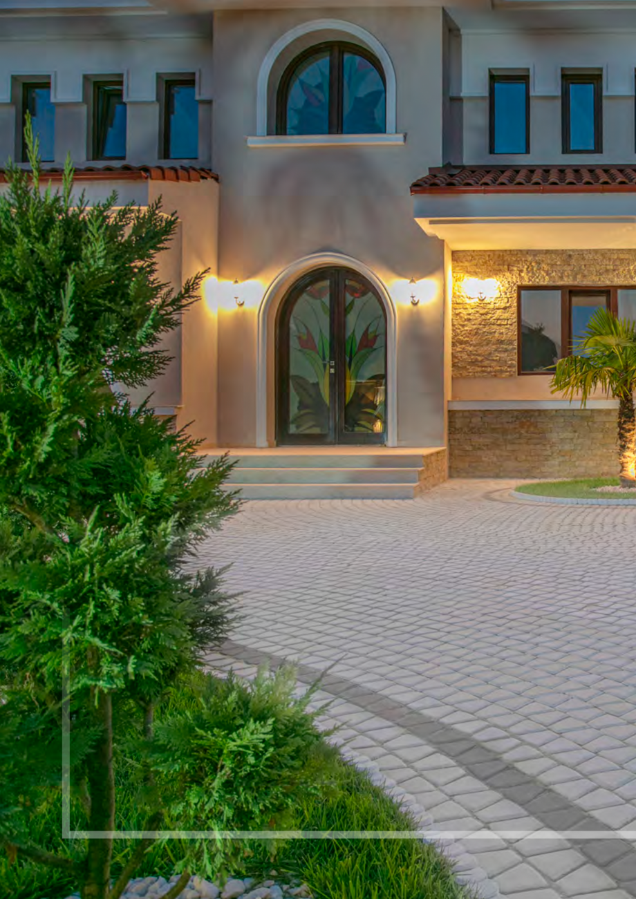 Pagina 2-Catalog - Elis Pavaje - 2024-2025 - Rigole din beton compact pentru terasa si gradina  ELIS PAVAJE...