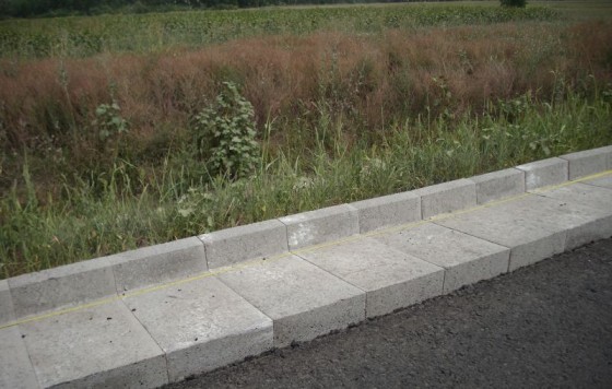 ELIS PAVAJE Rigola R7- detaliu - Rigole din beton compact pentru trafic auto ELIS PAVAJE