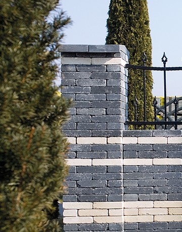 Amenajare cu elementul de gard Antico Antico Gard din elemente de beton