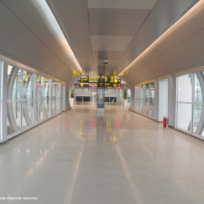 ALUCOBOND Placare interioara cu panouri compozite din aluminiu - Aeroport-Otopeni - Panouri compozite din aluminiu ALUCOBOND
