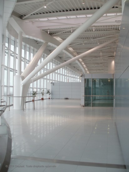 Detaliu placare interioara ALUCOBOND Aeroport-Otopeni Placare interioara ALUCOBOND Aeroport-Otopeni