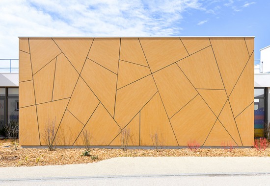 Panouri din HPL compact pentru placari exterioare ABET LAMINATI