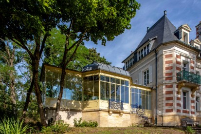 Hotel B&B Myositis - Saint-Honoré-les-Bains Proiecte realizate cu sticla low-e pentru control termic si acustic 