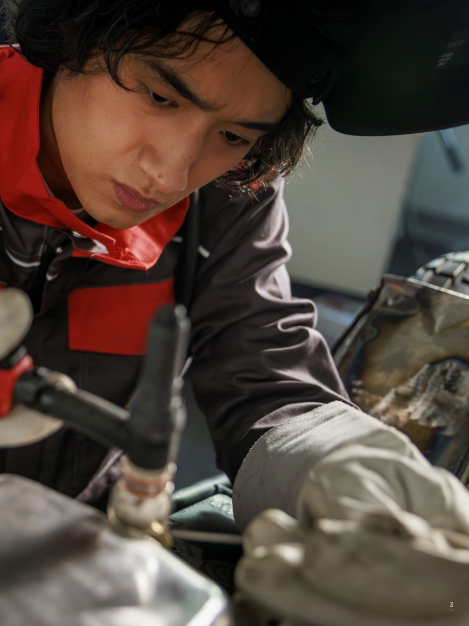 Pagina 3-Aparat de sudura WIG FRONIUS Artis 170 Catalog, brosura Romana să se
asigure întotdeauna puterea...