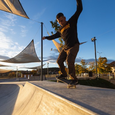 SPORT PLAY SYSTEMS Skate parks - Proiectare, constructie, reabilitare skate parks SPORT PLAY SYSTEMS