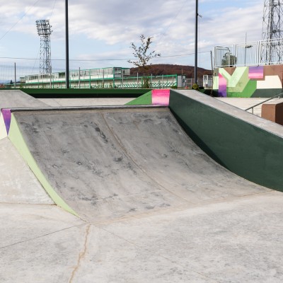 SPORT PLAY SYSTEMS Skate parks - Proiectare, constructie, reabilitare skate parks SPORT PLAY SYSTEMS