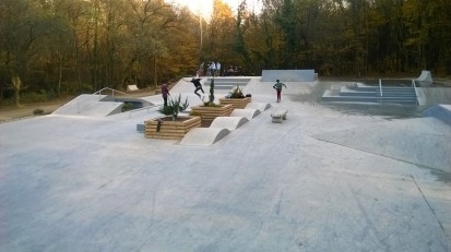 Skatepark-uri - skateboarding, role si BMX Skate park-uri - skateboarding, role si BMX