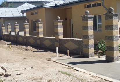Gard din beton, model romb Spalat Garduri din beton - lucrari 2015