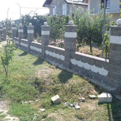 Prefabet Gard din beton, model solzi - Garduri modulare din beton pentru curte si gradina Prefabet