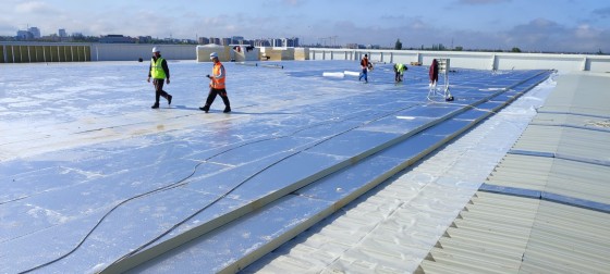 BACHL Acoperis Ikea TM - in executie - Termoizolatii din poliuretan pentru acoperisuri plane terase balcoane