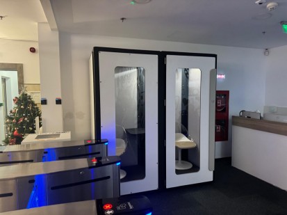 Cabina acustica vazuta de aproape VicBooth VicBooth Cabine acustice modulare