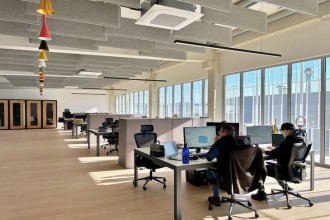 Cabine și panouri acustice modulare pentru birouri Vicoustic