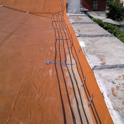 I-WARM Degivrare acoperis - Cabluri electrice pentru degivrare acoperisuri, alei exterioare, trepte I-WARM