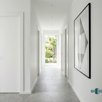 BENDOORS Model CLASSIC BENCOMP (2) - Usi din WPC pentru interior cu rezistenta la umiditate BENDOORS