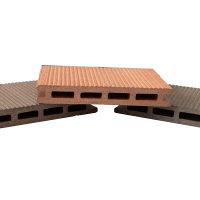 BENCOMP Profil WPC D150x21 - Amenajari tip decking pentru piscine terase si gradini din lemn compozit