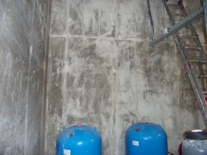 Hidroizolatia unui rezervor de apa PENETRON PENECRETE MORTAR PENETRON ADMIX Stoparea infiltratiilor intr-o parcare subterana din
