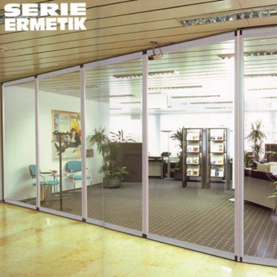 Pagina 4-Compartimentari mobile
 ESTFELLER ERMETIK, KORNER Lucrari, proiecte 