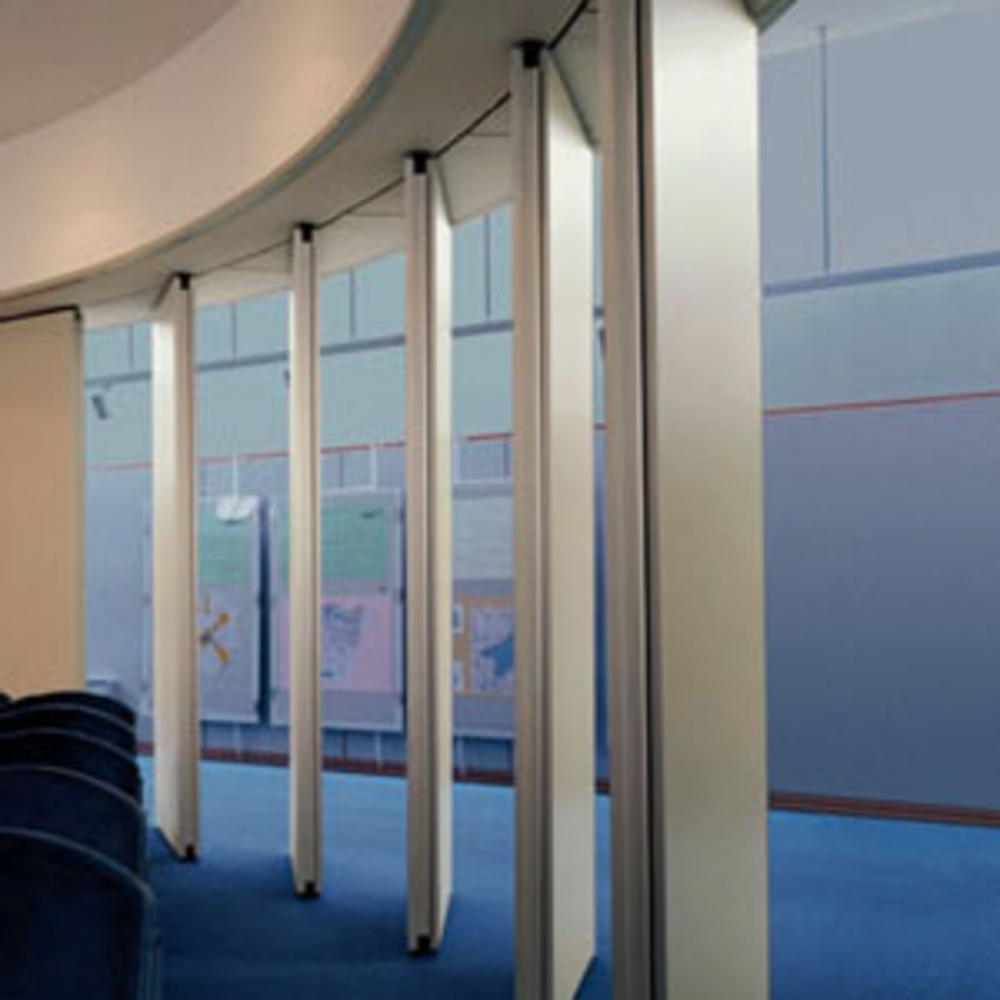 Pagina 5-Compartimentari mobile
 ESTFELLER ERMETIK, KORNER Lucrari, proiecte 