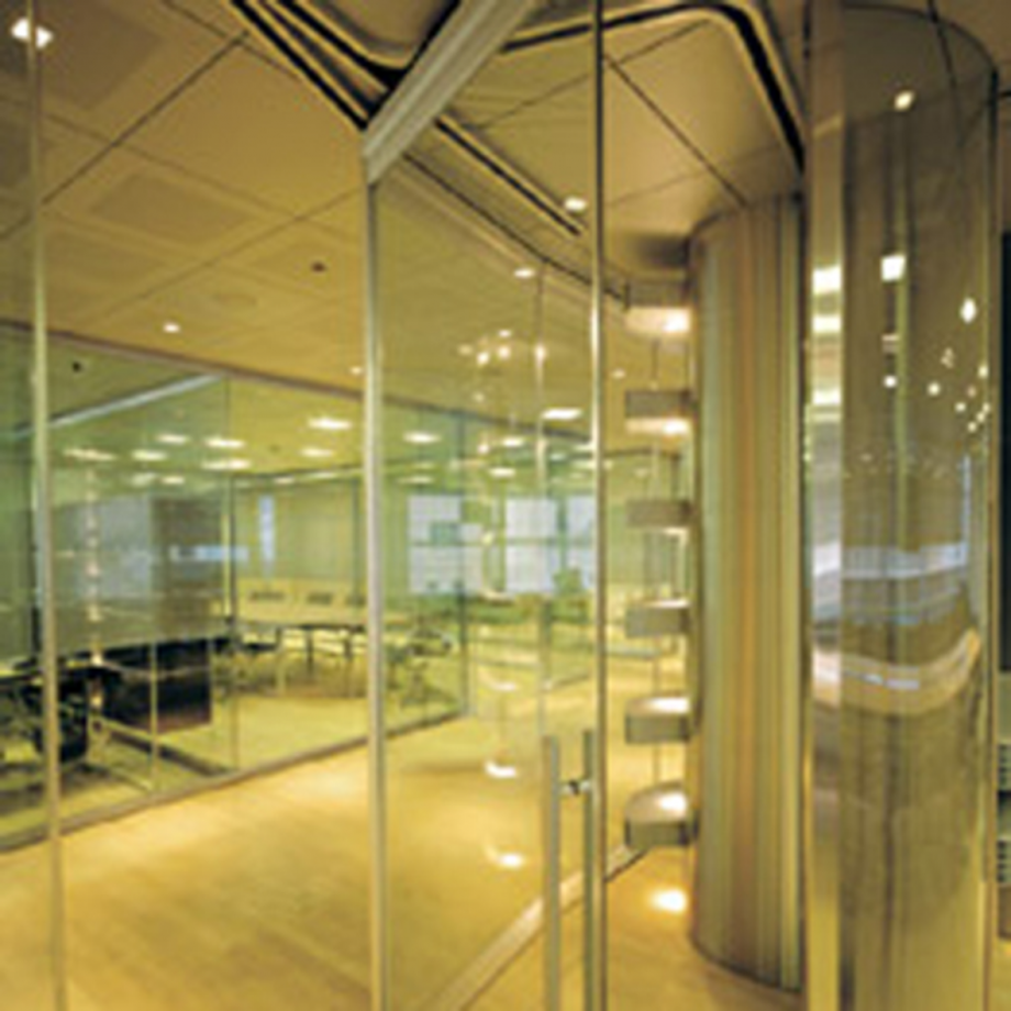 Pagina 6-Compartimentari mobile
 ESTFELLER ERMETIK, KORNER Lucrari, proiecte 