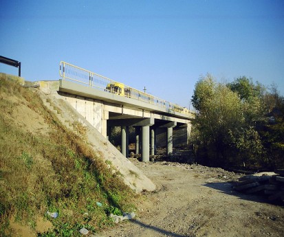 Reparatii pod peste Milcovat Mapei 08 Reparatii pod peste Milcovat