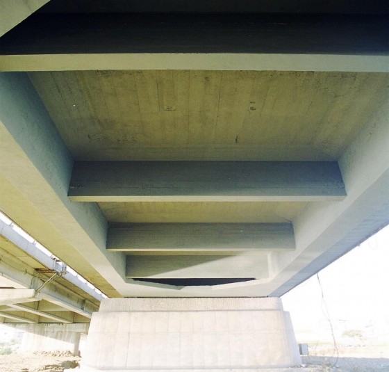 MAPEI Reparatii pod Roman Mapei 32 - Conexiuni din carbon pentru consolidarea structurilor din beton MAPEI