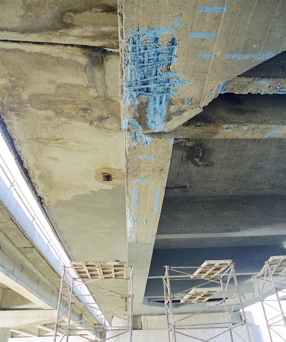 MAPEI Reparatii pod Roman Mapei 19 - Conexiuni din carbon pentru consolidarea structurilor din beton MAPEI