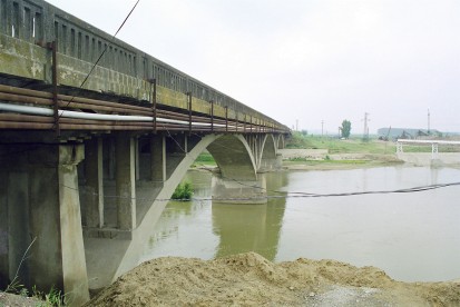 Reparatie pod peste Siret Mapei 12 Reparatii pod peste raul Siret