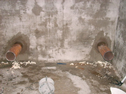Hidroizolare strapungeri instalatii sanitare Hidroizolare strapungeri instalatii sanitare - Complex rezidential str Fetesti