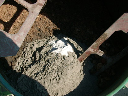 Prepararea betonului hidroizolat in toata masa  RADMYX Prepararea betonului hidroizolat in toata masa