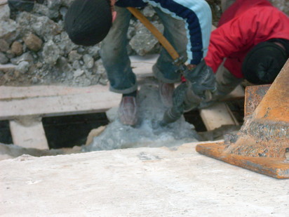 Aplicare tratament de impermeabilizare - RADMYX RADMYX Aditiv in beton - ATHENAEUM CONSTRUCT - Imobil -Str