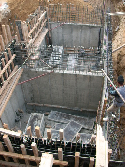 Aplicare tratament de impermeabilizare - RADMYX RADMYX Aditiv in beton - MONTE CRISTO Consulting - SUNNY