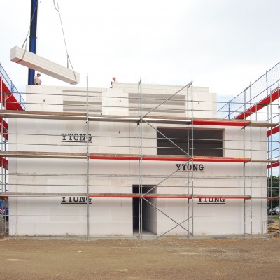 YTONG Casa in constructie - materiale Ytong - Beton celular autoclavizat pentru zidarie YTONG
