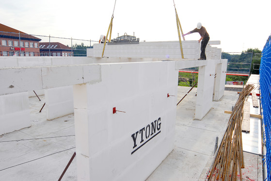 YTONG Casa in constructie - pereti din materiale Ytong - Beton celular autoclavizat pentru zidarie YTONG