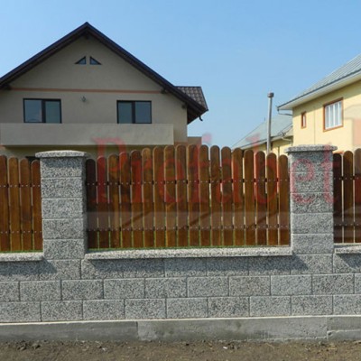 Prefabet Gard spalat - Garduri modulare din beton pentru curte si gradina Prefabet