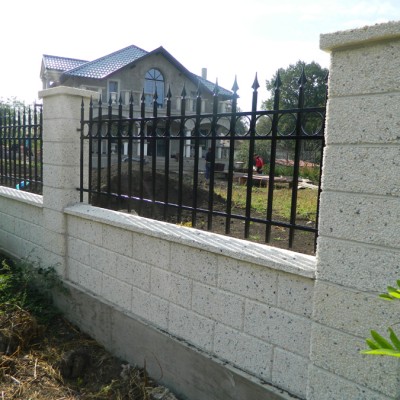 Prefabet Gard spalat alb panou zidarie - Garduri modulare din beton pentru curte si gradina Prefabet