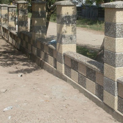Prefabet Gard spalat sah - Garduri modulare din beton pentru curte si gradina Prefabet