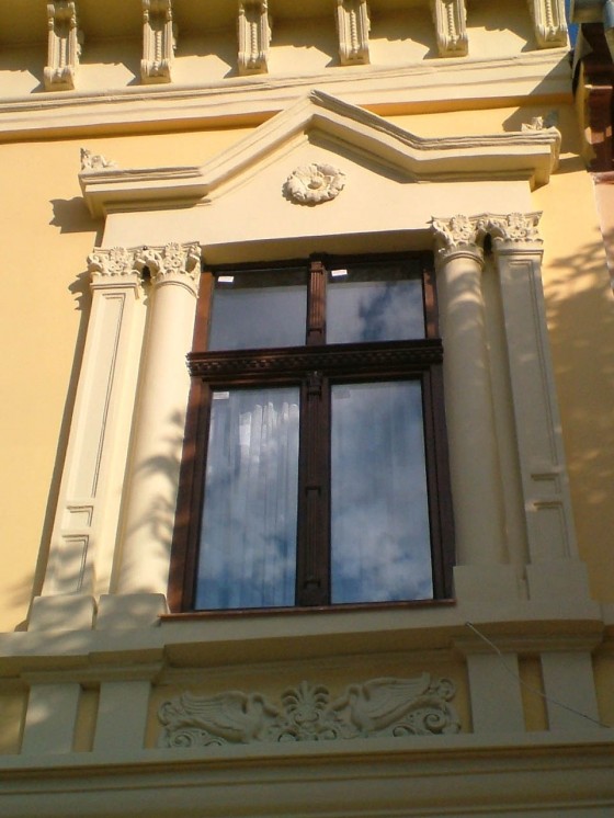 PROLEMATEX 24 (fereastra Alpha Bank Bistrita) - Ferestre din lemn stratificat PROLEMATEX