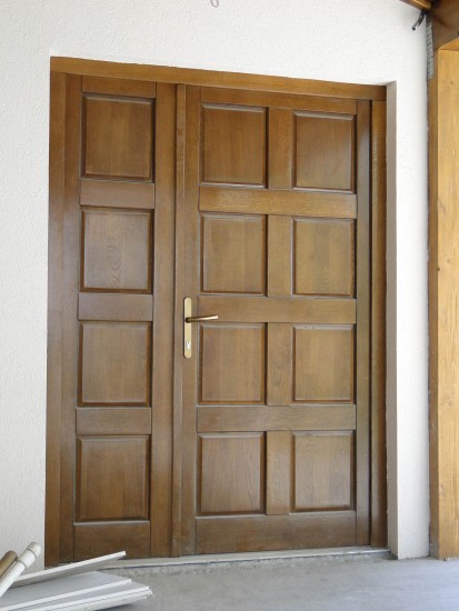 2 (usa exterioara intrare casa) Usi de exterior din lemn stratificat 