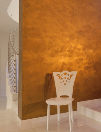 Finisaj interior cu produs decorativ Aureum AUREUM Finisaj decorativ cu efect aurit